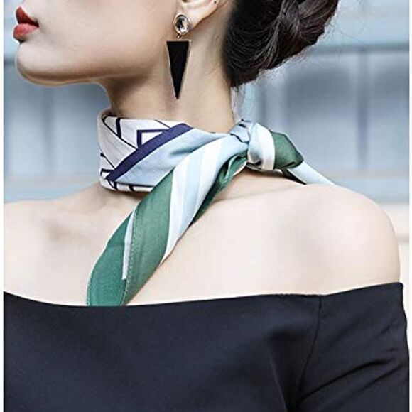 Green and Blue Mulberry Silk Neck Scarf - Picture 3 of 4